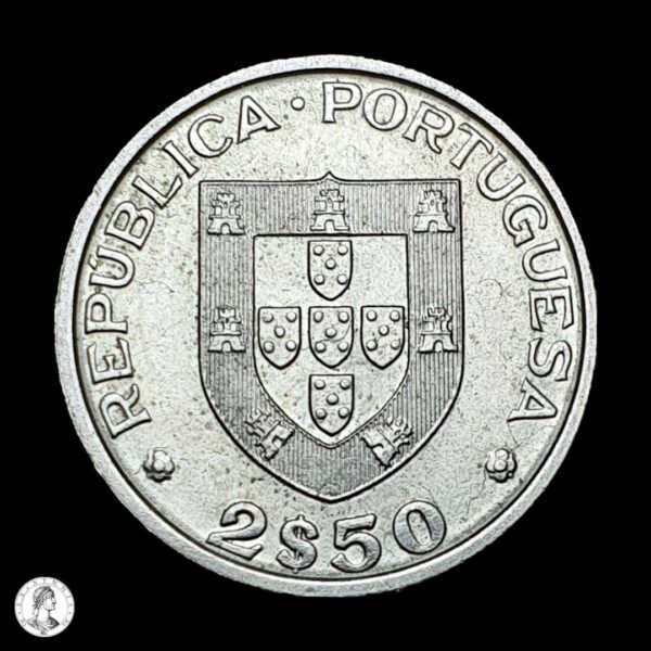 011933a Portugal 1983 2.5 Escudos
